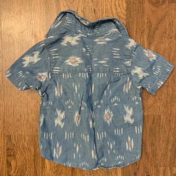 Buttoned top - Picture 2 of 4